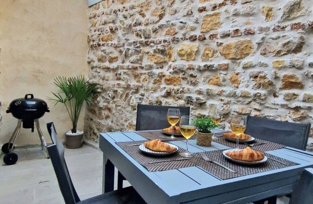 House near Nausicaa and Remparts Free parking Netflix