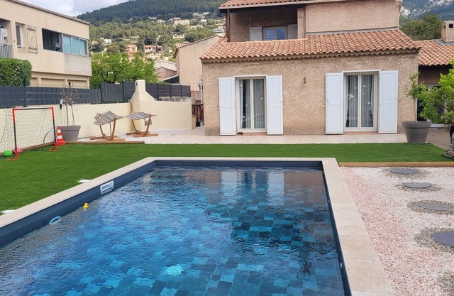 House with garden