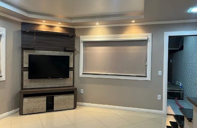 House with pool and 3 suites facing the sea