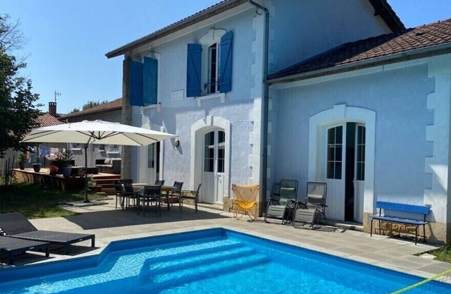 House with pool / Landes / Surf / Near Ocean / Surrounded by forest