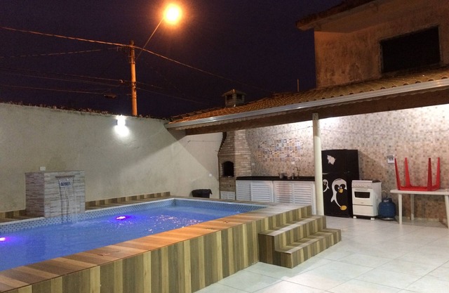 HOUSE WITH SWIMMING POOL ON GUILHERMINA BEACH