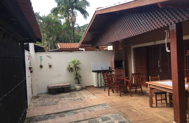 HOUSE WITH THREE SUITES - CLOSE TO THE SEA - PERFECT FOR FAMILY From 6 to 12 people.