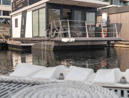 Houseboat-Oostende