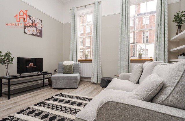 Huge space in Liverpool -6 Apartments-sleeps 32