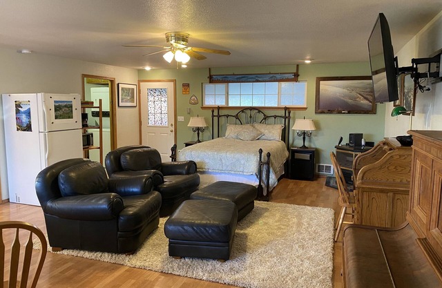 Hutchison Ranger Suite