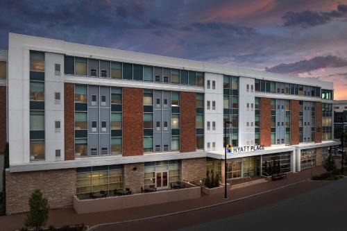 Hyatt Place Boulder Pearl Street - Newly Renovated