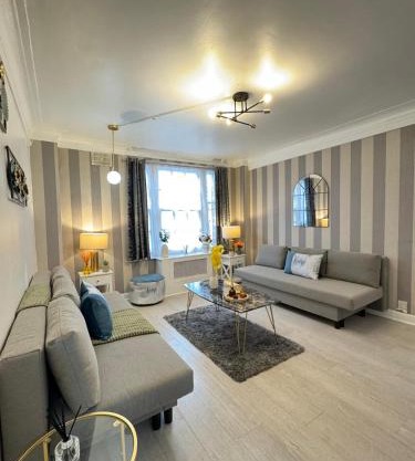 Hyde Park Corner Family Apartment