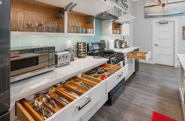 I ❤️ You ATX! Tribute home to Austin✨Luxe Single Story Home!10 min to downtown✨
