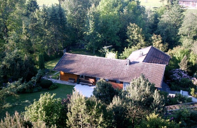 idyllic house for families and groups up to 9 persons