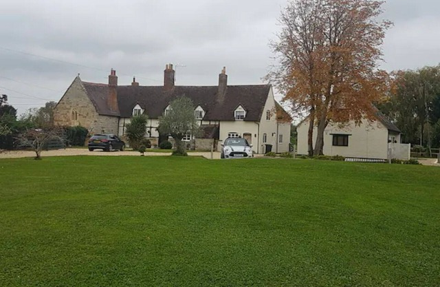 Idyllic Retreat "3 Orchard Nursery Long Marston"