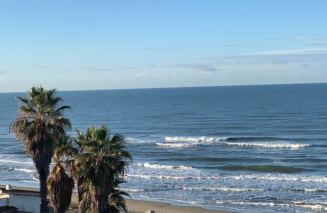 Il Sole di Lavinio, Appartamento per Famiglie a due Passi Dalla Spiaggia