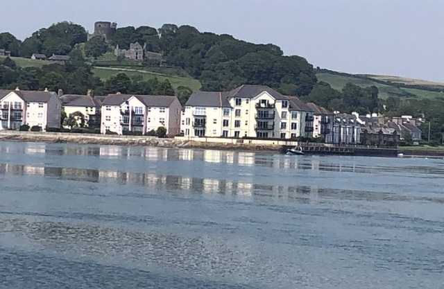 Immaculate 3-bed Apartment in Dundrum Co Down