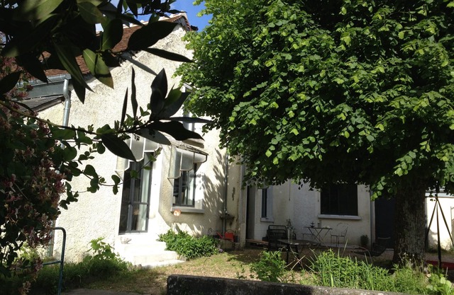 In the heart of the Loire castles, near Beauval, ideal family home