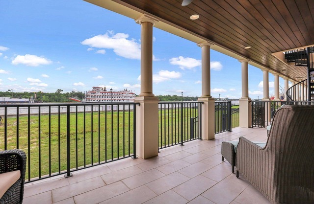 Incredible Riverfront Views w/Patio Overlooking River by Lucky Savannah