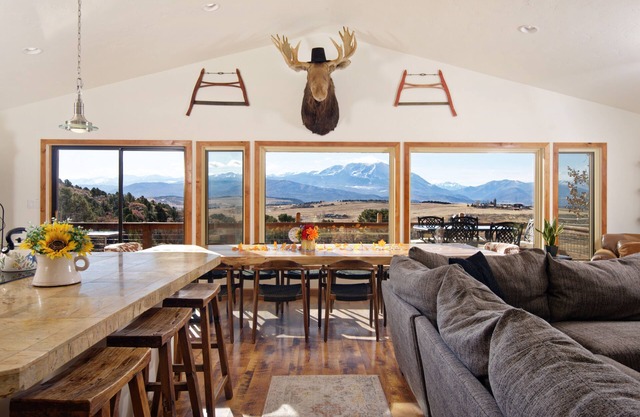 Incredible Views of Snow Covered Peaks - Hot Tub - Fire Ring - 5 Ski Mountains