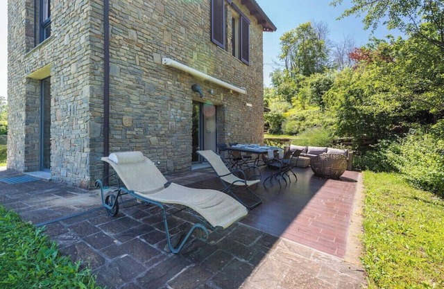 Independent panoramic villa/relax on the hills of Bologna
