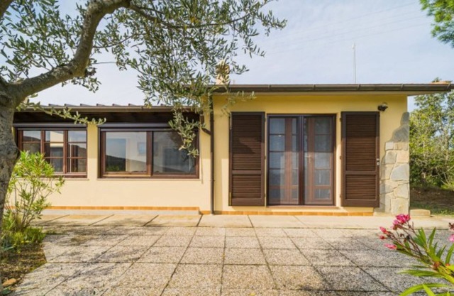 Independent villa with splendid sea view terrace