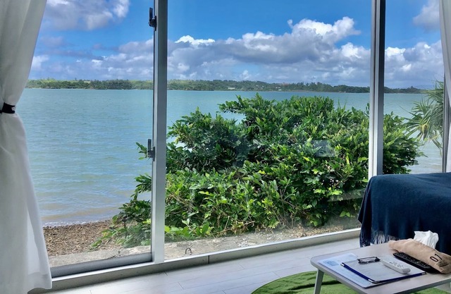 Indigo Ocean front Large windows overlook the se / Nago Okinawa