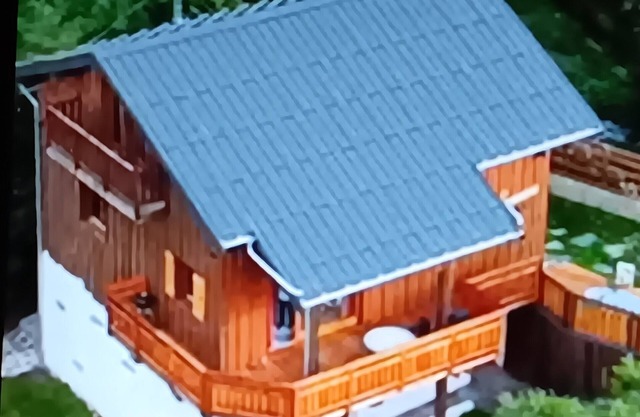 Individual chalet, 6 people, breathtaking mountain and valley view