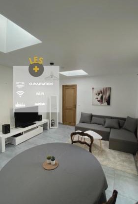 Individual Guest House - Between Paris and Disneyland
