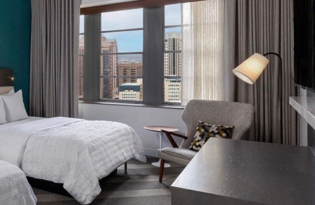 Indulge in Comfort & Style! 4 Spacious Units for Groups, Pets Allowed!