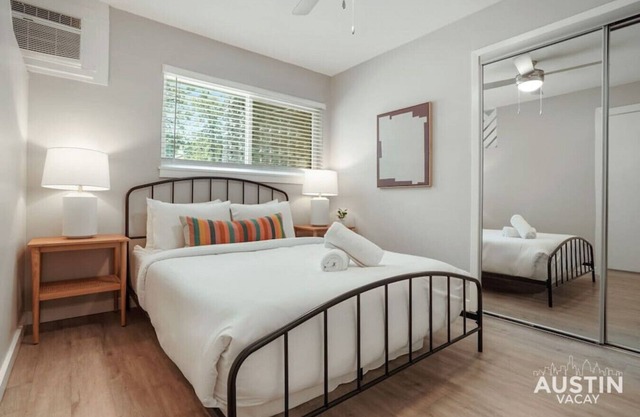 Indulge in Downtown Austin | Apt Near Zilker Park