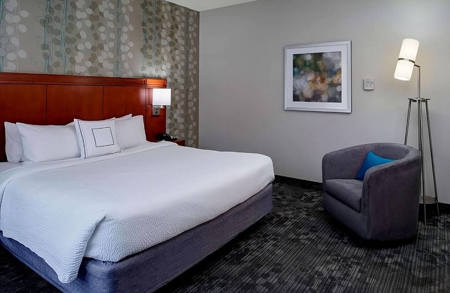 Indulge in Home Like Comfort! Pet-Friendly Property!