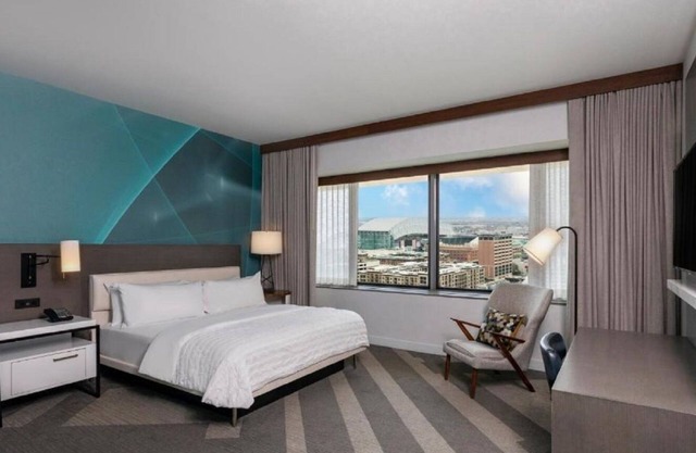 Indulge in Home-Like Comfort! Minutes from Discovery Green Park, Bike Rental!