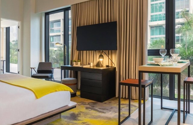 Indulge in Luxe Midtown Stay near Pérez | Kitchenette, Deck Pool in Midtown