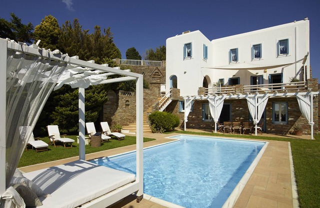 Infinite Serenity: Villa Etheria – 4 Bed Luxury, Private pool, Gym
