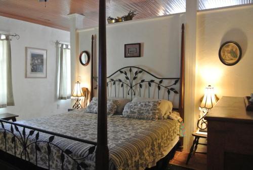 Inn at the L C Ranch