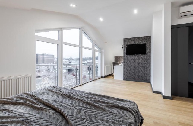 InshiApartments on Hazova str 5