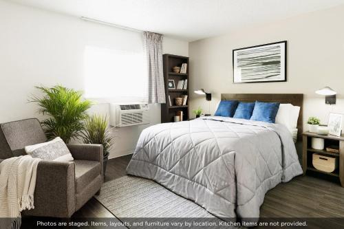Intown Suites Extended Stay Charlotte NC - North Tryon