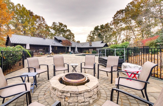 Inviting Charlottesville Retreat w/ Pool & Hot Tub
