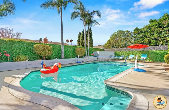 Inviting Home w/Mountain Views + Pool/Spa
