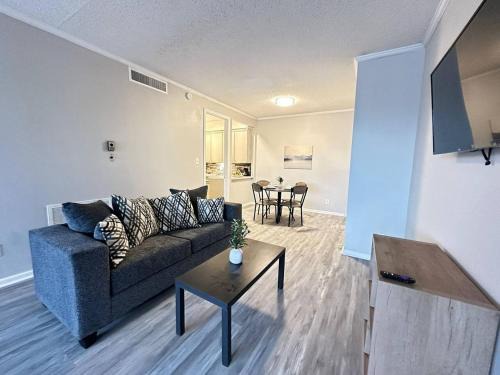 Inviting Houston Space Near Kemah and Space Center