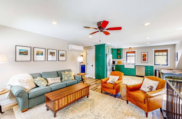 Inviting waterfront home with full kitchen & deck