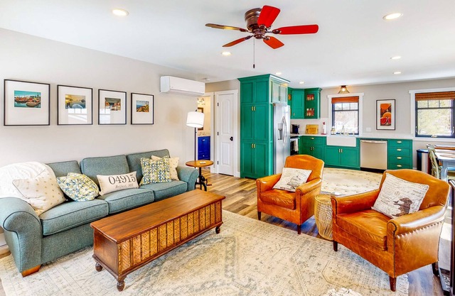 Inviting waterfront home with full kitchen & deck