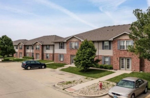 Irresistible 2bd 2ba, Pool, Gym Normal, IL Bloomington, IL , State Farm HQ