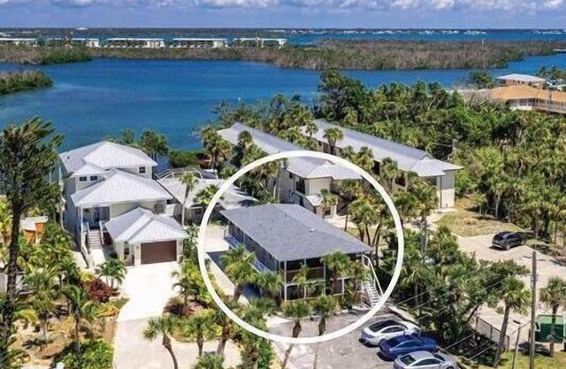 Island Condo Sun & Fun, Deeded Beach (Suite 3)