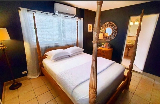 Island View Guest House # 4
