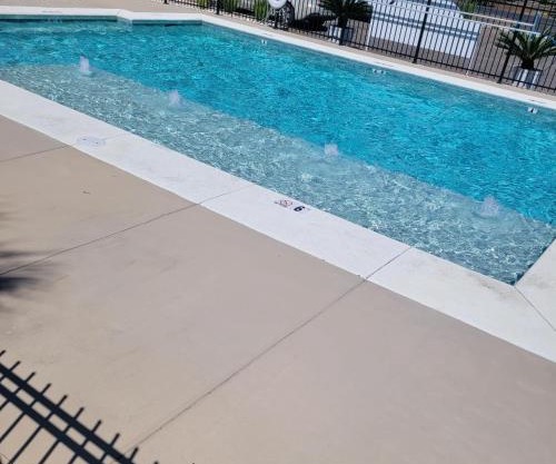 Island Villa 10 by ALBVR - Super cute condo! Just steps to the Waterway District and minutes to the beach!
