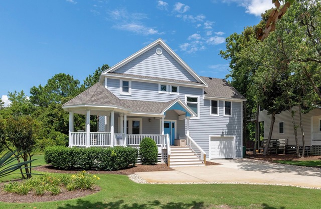 It's About Time: Private Hot Tub, Community Pool, Flexible Stays
