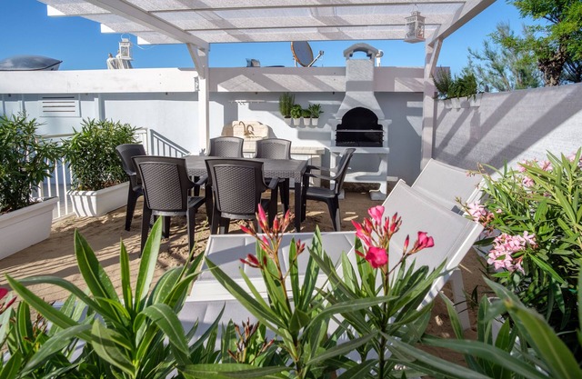 Itaca apartment directly on the beach of San Mauro Mare