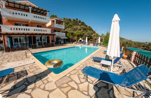 Ithaki Holidays