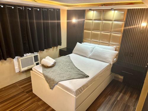IV’s Condo w/Netflix and Wi-Fi