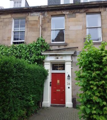 IVY- Braveheart Guest House