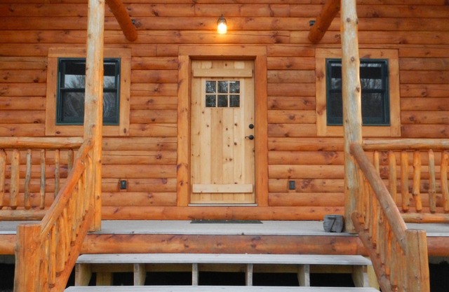 Jackson, NH Log Cabin near Storyland in White Mountains: 2Queen Bdrms+Sleep Loft
