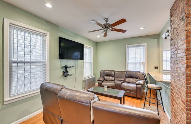 Jersey City Apartment w/Game Room: 7 Mi to NYC!