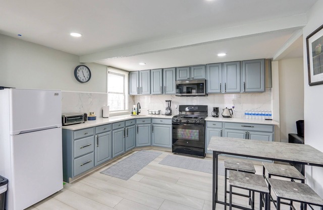 Jersey City Vacation Rental ~ 8 Mi to NYC!